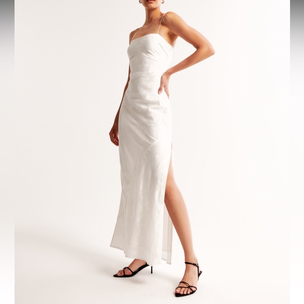 Abercrombie & Fitch White Backless Dress
